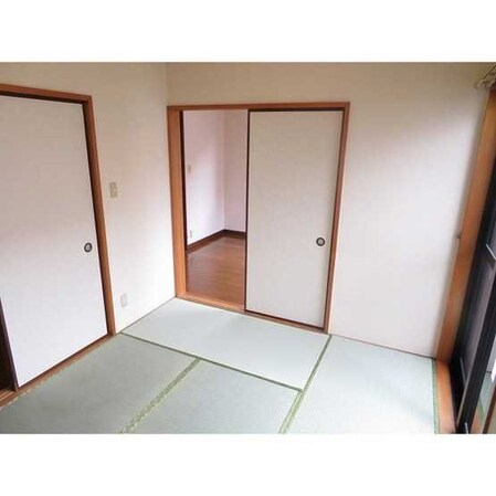 ハイツ・セシボンの物件内観写真